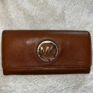 Micheal kors wallet